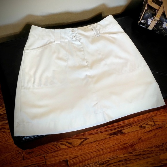 Nike Dri fit white GOLF GYM TENNIS SKORT sz4 - Picture 4 of 8